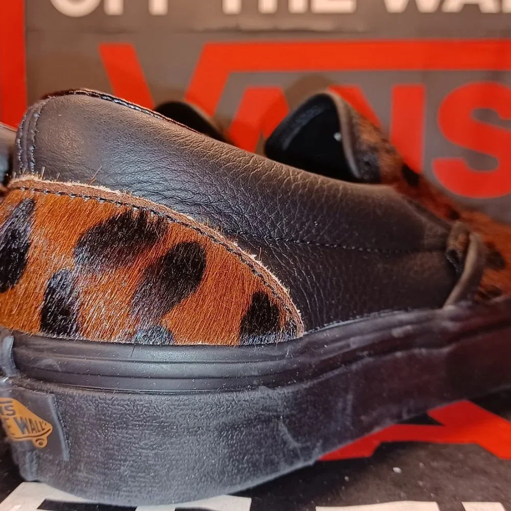 Vans Classic Slip-On Calf Hair Dark Leopard Black Men's 7/Womens 8.5 VN0A7VCFAB0 - Picture 8 of 12